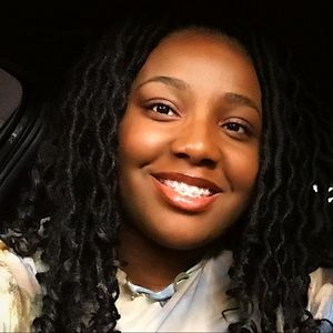 Meet your Posher, Janae’